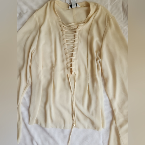 H&M S/S 2025 Edition Lacing-detail Front Chiffon Blouse M Pale Yellow - Picture 6 of 10